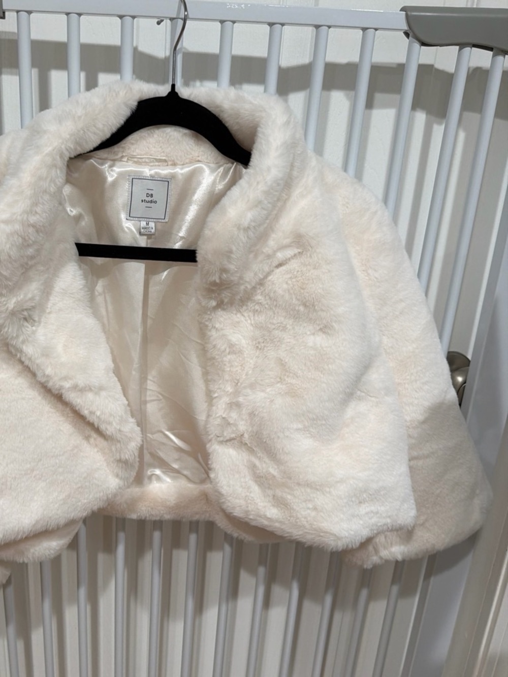 Cream Faux Fur Cropped Jacket for bridal